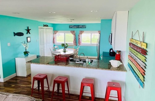 Galveston House | Beachfront Home and Hot Tub with fantastic views!