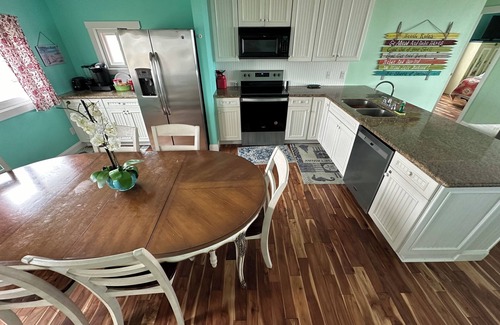 Galveston House | Beachfront Home and Hot Tub with fantastic views!