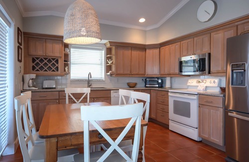 New Smyrna Beach House | Beachfront home with large deck, perfect for families! - 6492 S. Atlantic