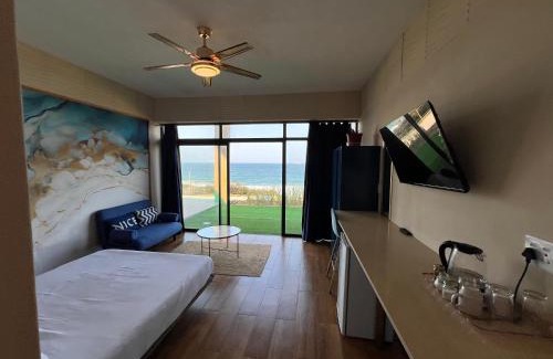 La Mercy Apartment | Beachfront Hotel, La Mercy