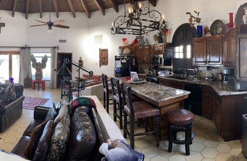 Las Conchas House | Beachfront House in Las Concha's.
