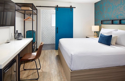 Beach Barber Tract Hotel | Beachfront La Jolla Retreat | 1 Unit | Steps to Shore