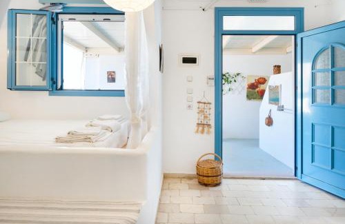 Patmos House | Beachfront Lampis Dolphin 1