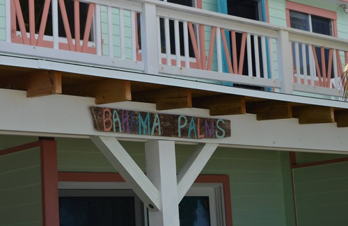 Spanish Wells Apartment | Beachfront large one bedroom studio, adjoining studio can be added to make 2/2.