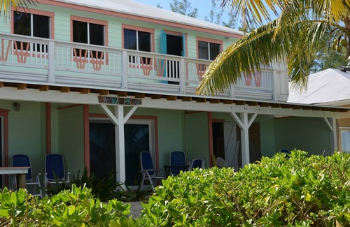 Spanish Wells Apartment | Beachfront large one bedroom studio, adjoining studio can be added to make 2/2.