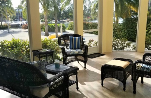 Rum Point Villa | Beachfront Luxury Living Directly On Palm-Lined Cove - kayaks and bikes included