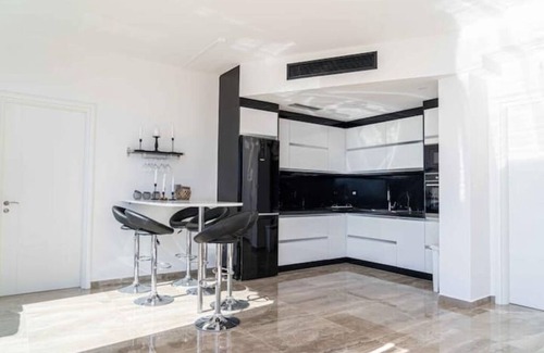 Sarande Apartment | Beachfront Luxury Penthouse.