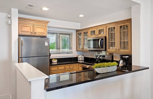 Kiawah Island Condo | BEACHFRONT! Modern, upgraded villa! East Beach Kiawah!