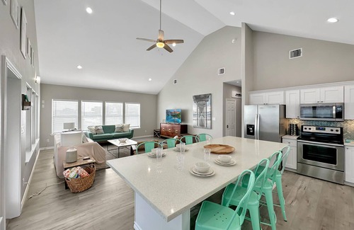 Port Bolivar House | Beachfront Oasis-1- Book For A Relaxing Getaway!