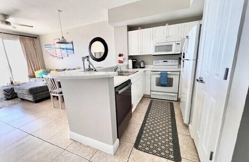 Miramar Beach Condo | BEACHFRONT! OCEAN VIEW from MASTER BR & LR, + free beach service.