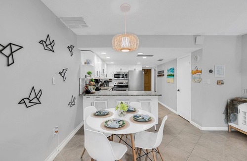 Boardwalk Condo | Beachfront Oceanview condo 2/2 with Pool Win-San - Steps to Flagler