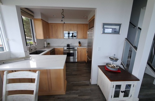 Downtown Monterey Condo | Beachfront, Ocean Access, Stunning Views & Sounds, Pool, Gated, Parking, Central
