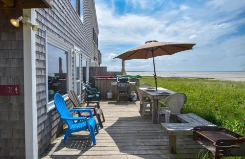 Orleans House | Beachfront on Skaket Water Views