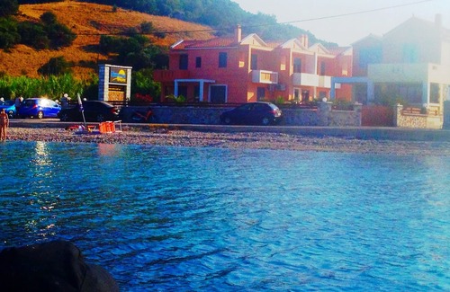 Skala Neon Kidonion Apartment | Beachfront one bedroom apartment