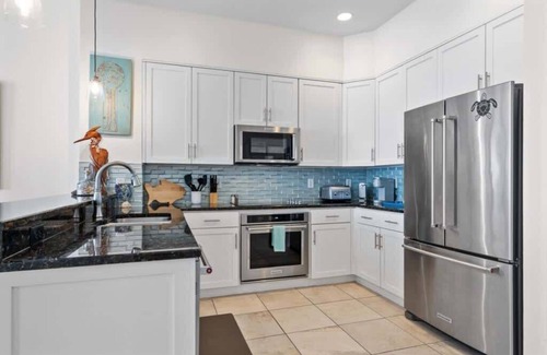 Pensacola Beach Condo | Beachfront Outdoor Pools + Walking Distance