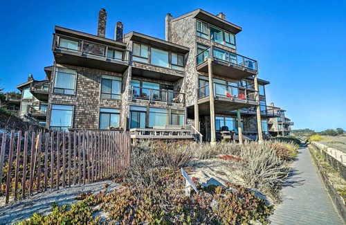 Watsonville Apartment | Beachfront Pajaro Dunes Condo w/Bay Views!