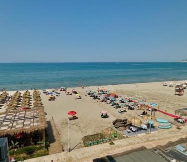 Shkembi i Kavajes Apartment | Beachfront Paradise