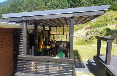 Shakespeare Bay House | Beachfront Paradise Retreat in your own Private Bay and Floating Jetty