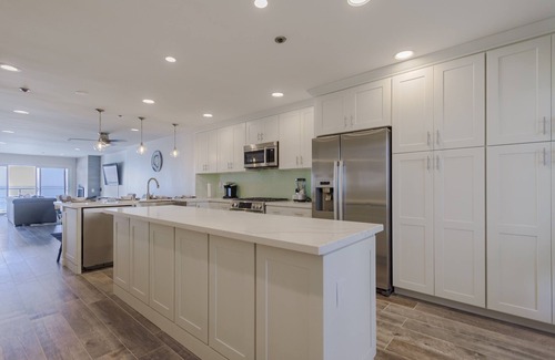 South Oceanside Condo | Beachfront Paradise