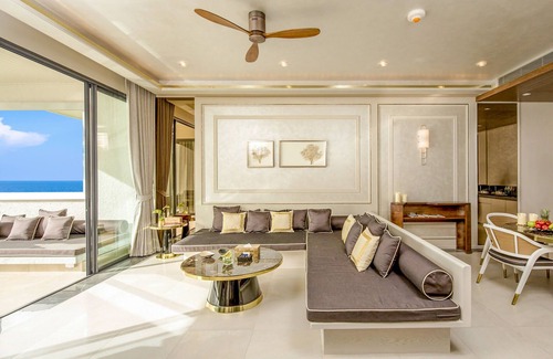 Cha-am House | Beachfront Penthouse