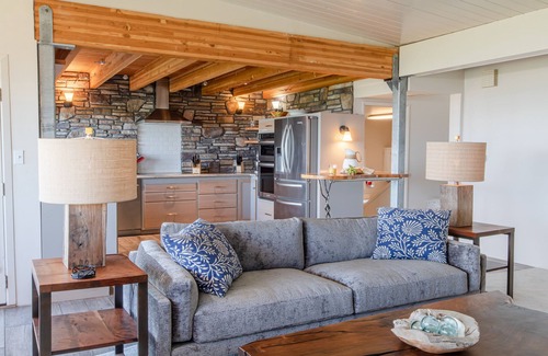 Arch Cape House | Beachfront, Pet-Friendly, 3 bed, 2 bath, multiple decks, fireplace, big yard, ping pong table.