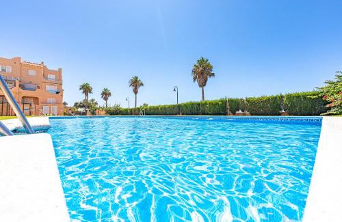 Tarifa Apartment | Beachfront, pool, terrace & WIFI