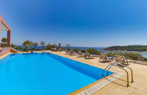 Legrena Villa | Beachfront Pool Villa Pasithea in Sounio, Athens