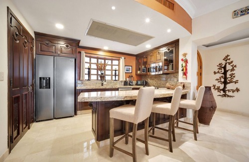 Los Cabos Apartment | Beachfront, Premium Ocean View, 5 star