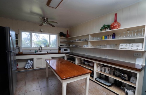 Hauula House | Beachfront Private, N. Shore & Legal Vacation!