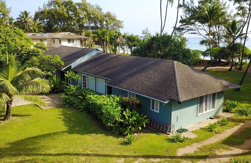 Hauula House | Beachfront Private, N. Shore & Legal Vacation!