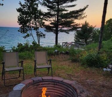 Brevort House | Beachfront~Private Sand Beach~Close Mackinac Ferry
