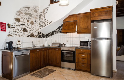 Sfinari Villa | Beachfront private vIlla - Ocean views-Pericles Beach Villla-Private pool