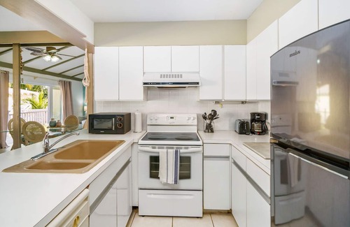 Paradise Island Condo | Beachfront Resort Condo, Walk to Atlantis
