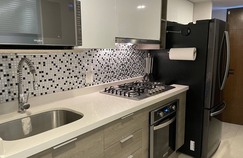 Olimpica Apartment | BEACHFRONT Resort Style Smart Studio