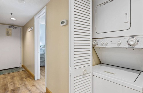 Myrtle Beach Condo | Beachfront Resort w/ Ocean View - Near Boardwalk!