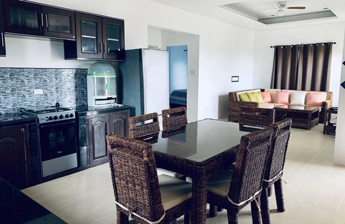 Totolan House | Beachfront Retreat House
