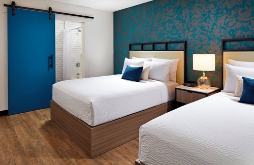 Beach Barber Tract Hotel | Beachfront Retreat | 1 King Bed | La Jolla Shores View