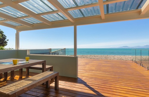 Ruby Bay House | Beachfront Ruby Bay - Mapua Beach House