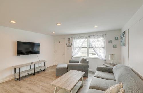Salisbury House | Beachfront Salisbury Retreat with Fire Pit and Grill