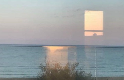 Selsey Apartment | Beachfront Self-contained one Bedroom Annex