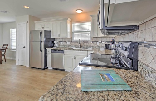 Port Bolivar House | Beachfront! Spectacular View! Awesome Deck! Gourment Kitchen