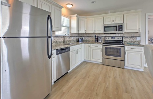 Port Bolivar House | Beachfront! Spectacular View! Awesome Deck! Gourment Kitchen
