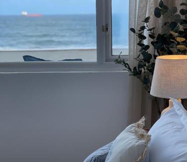 Gibraltar Apartment | Beachfront Sunrise Sands Retreat, Gibraltar
