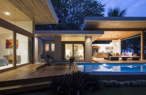 Playa Santa Teresa House | BEACHFRONT Tropical Modern Luxury