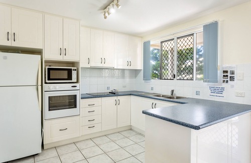 Yeppoon Apartment | Beachfront Townhouse in Great Location.