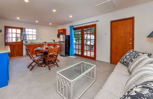 De Bruynewijk Villa | Beachfront Two-Bedroom Villa