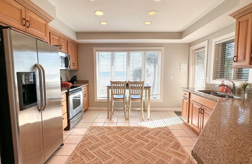 Beach Lagoon Condo | BEACHFRONT VILLA WITH OCEAN VIEWS! NEAR GOLF, DINING, SHOPPING HILTON HEAD