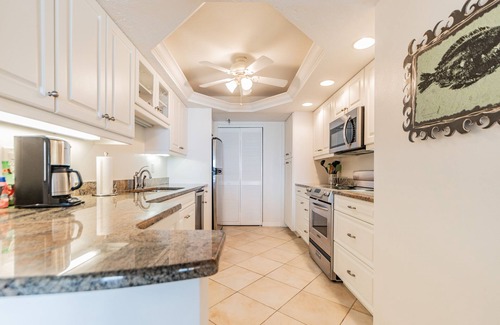 Golden Beach Condo | Beachfront Venice Island Condo