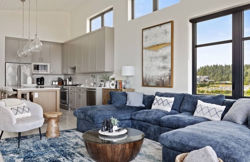 Black Creek House | Beachfront Villa #14 at THE BEACH HOUSE