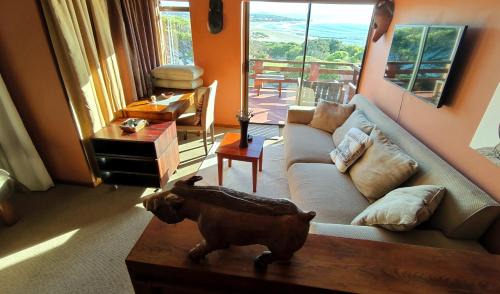 Jeffreys Bay Villa | Beachfront VILLA AFRICAN QUEEN